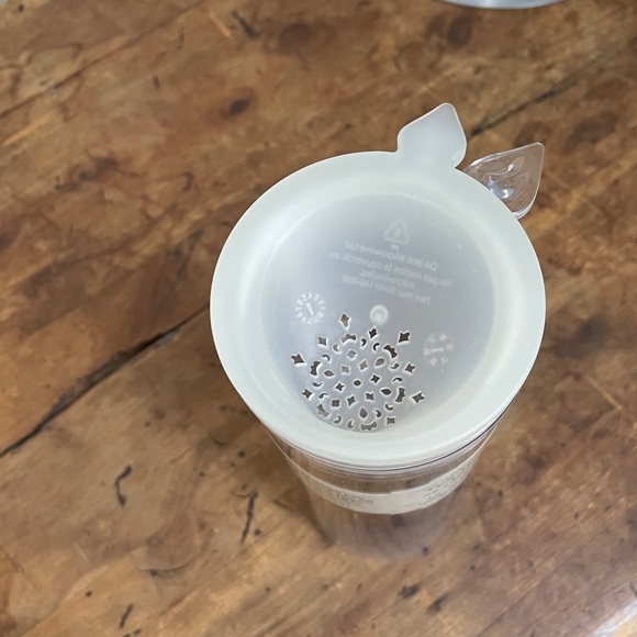 Price Drop! Starbucks The Perfect Tea Tumbler - Picture 8 of 10